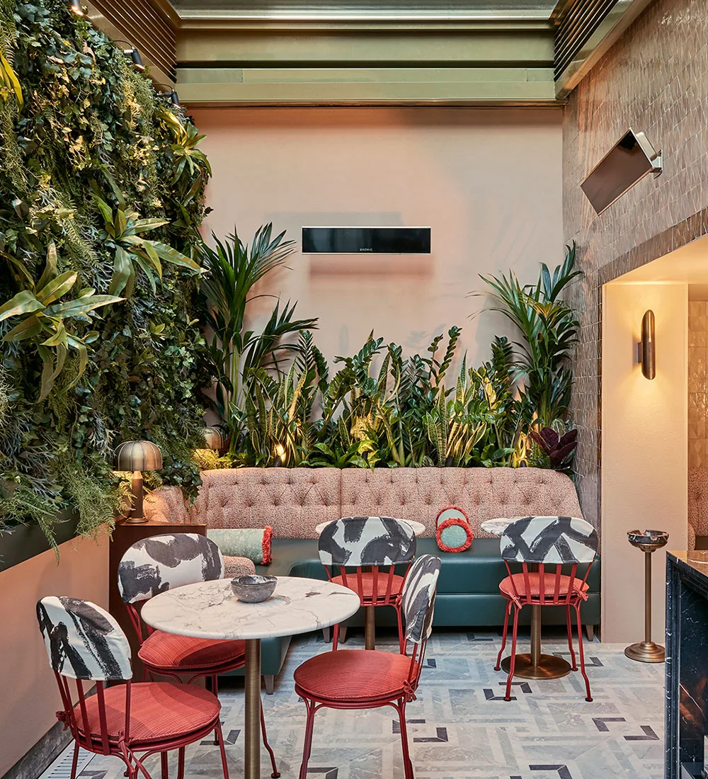 Oscuro terrace