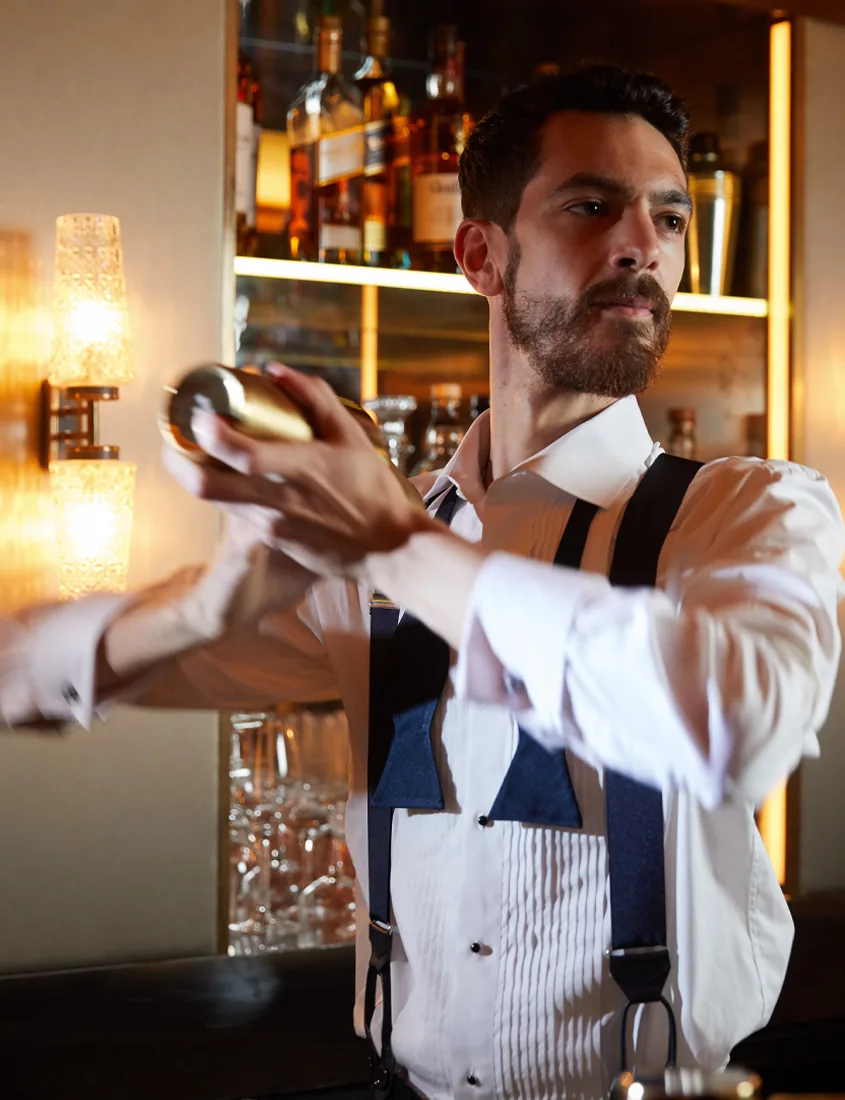 Leo's cocktail bar